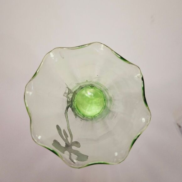 Vintage Green Stretch Glass Ruffled Rim Metal Floral Embellished Bud Vase - Picture 6 of 9